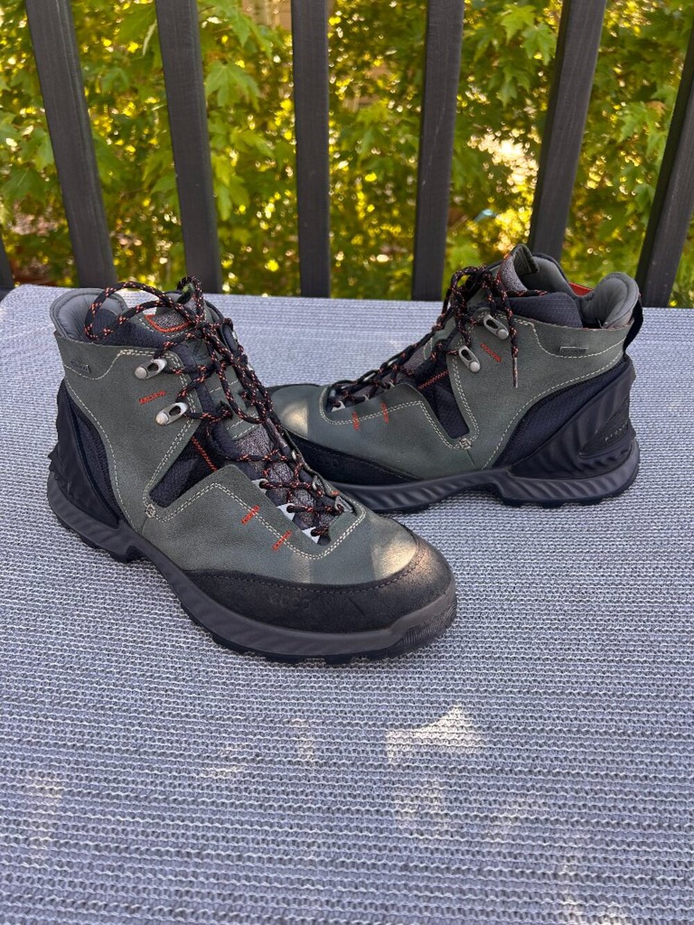 ECCO Exohike Mens GTX Gore-Tex Hiking Boots Michelin Outsole Size 10 EU44